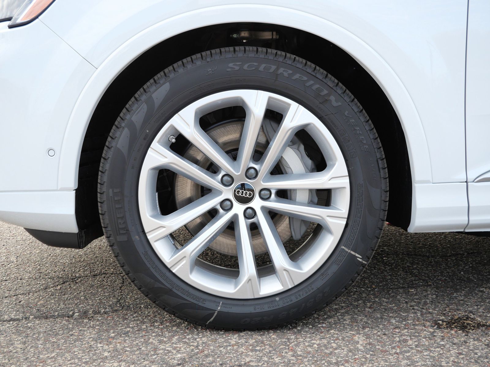 Thumbnail: 2026 Audi Q7 - 7