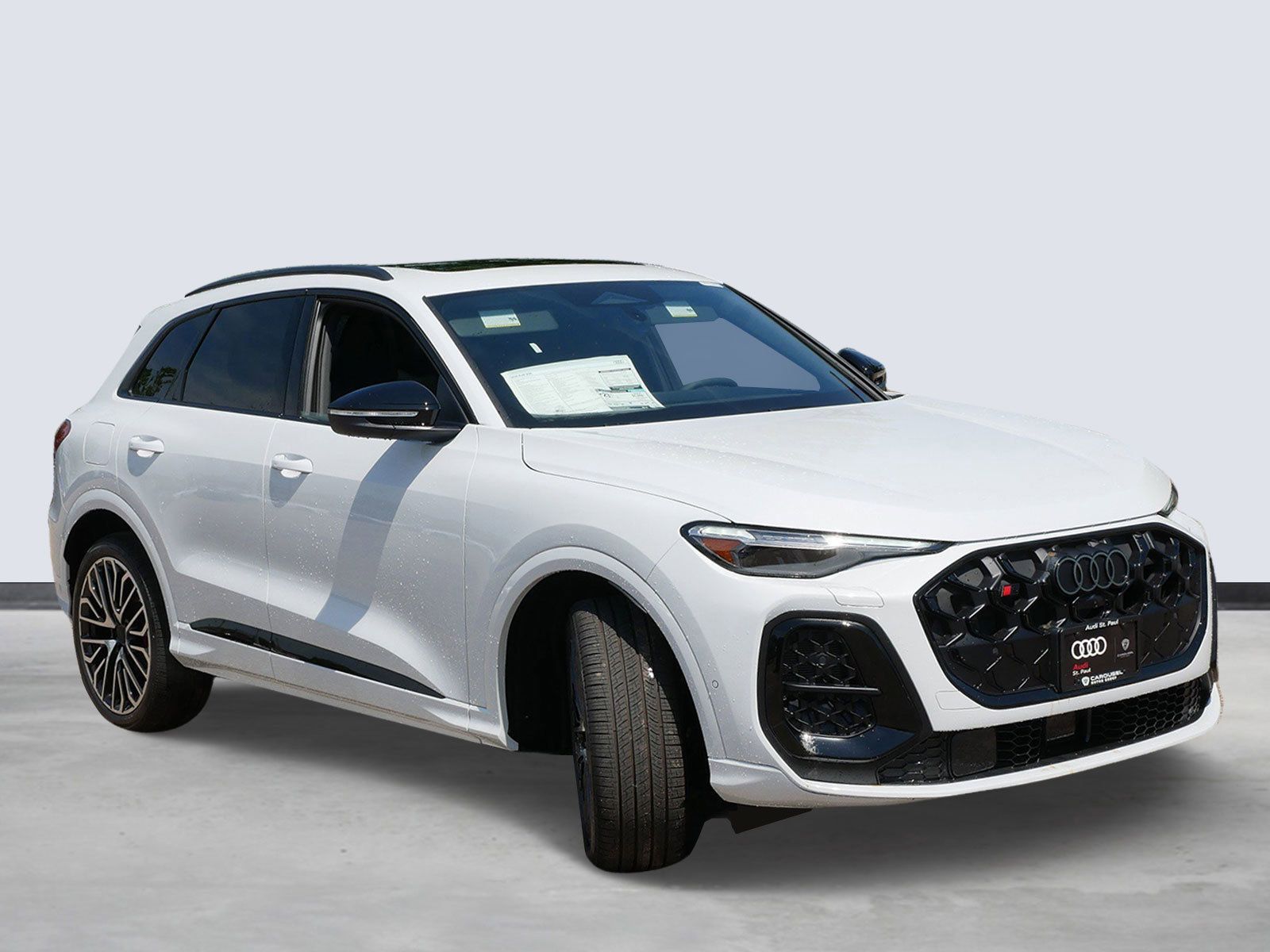 Thumbnail: 2026 Audi SQ5 - 6