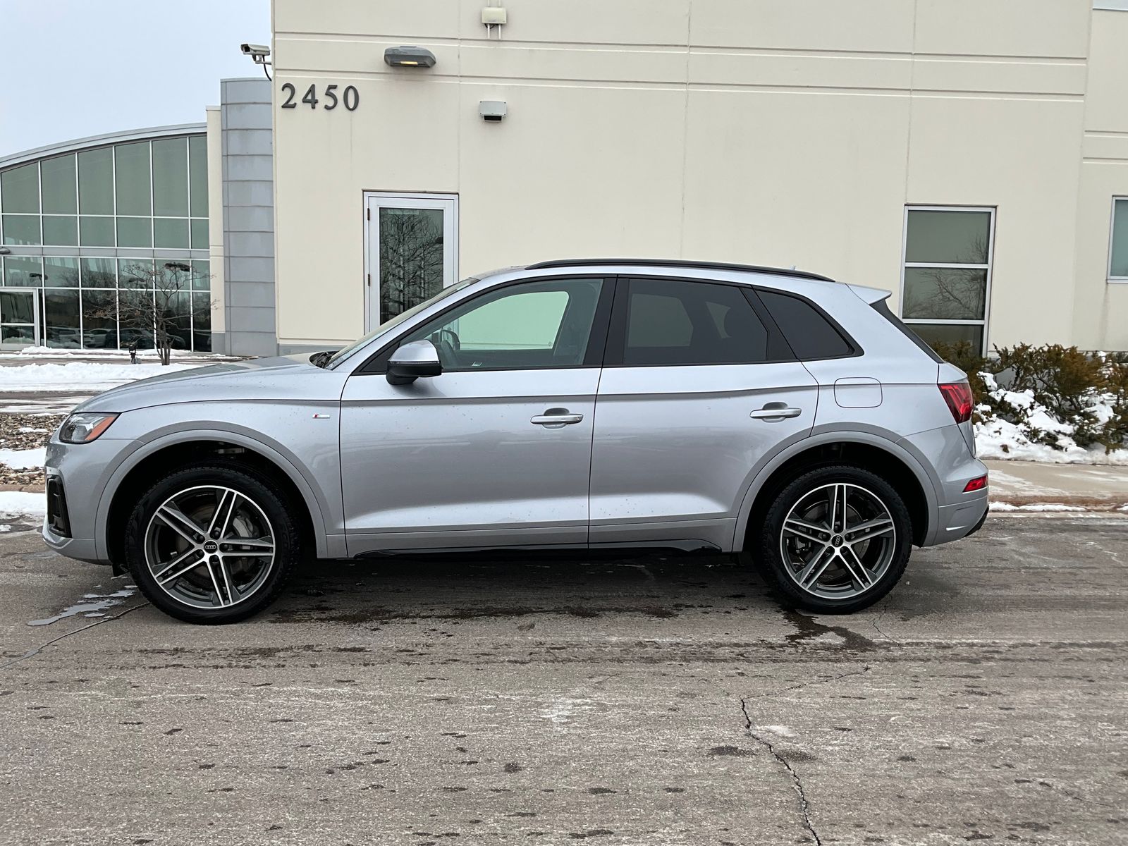 Thumbnail: 2023 Audi Q5 - 7