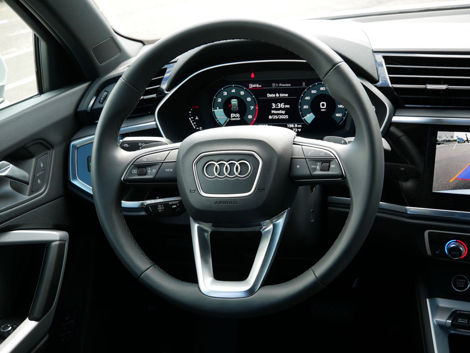 Thumbnail: 2025 Audi Q3 - 15