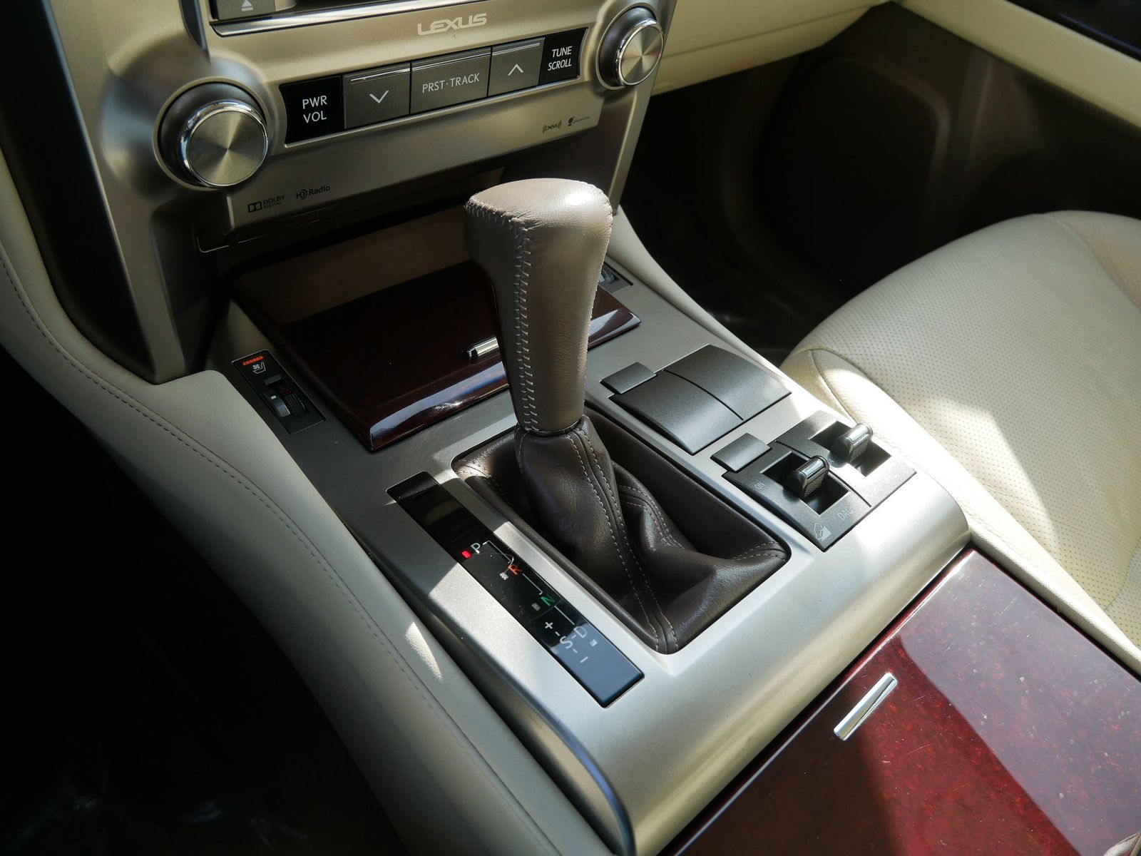 Thumbnail: 2014 Lexus GX - 21