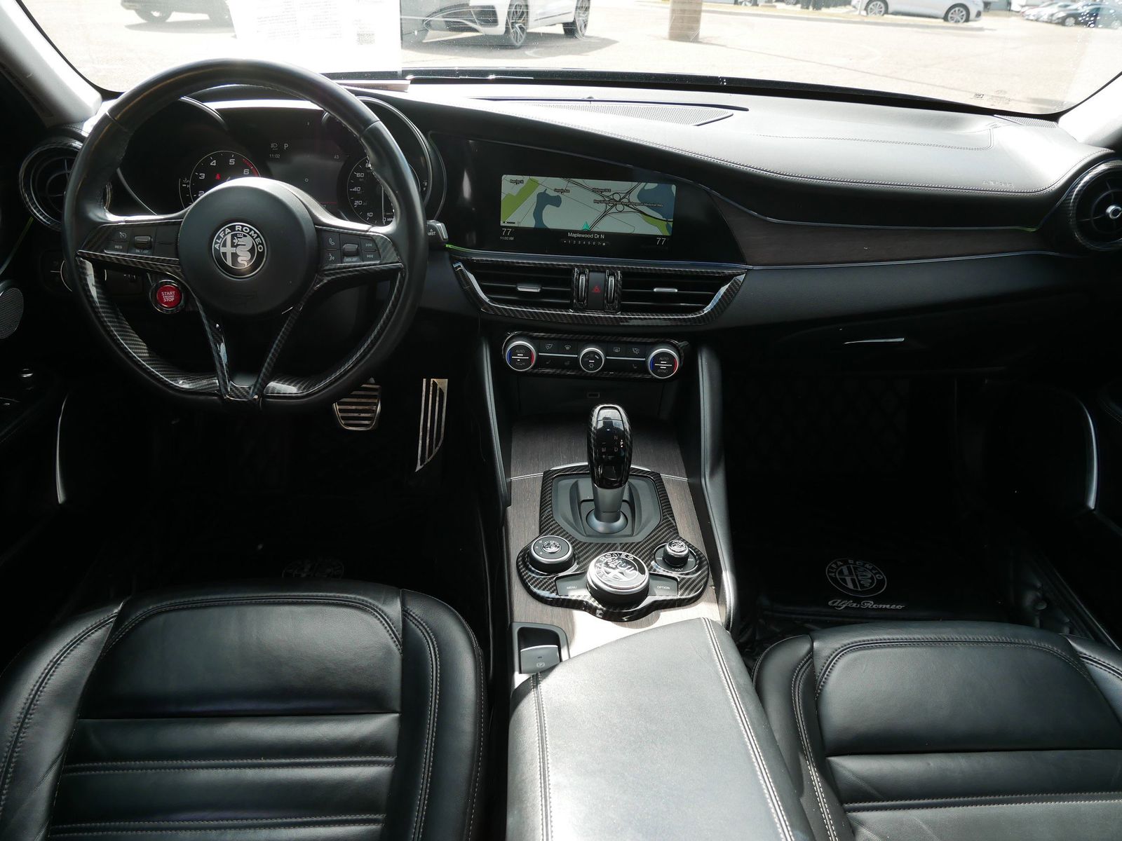 Thumbnail: 2017 Alfa Romeo Giulia - 14