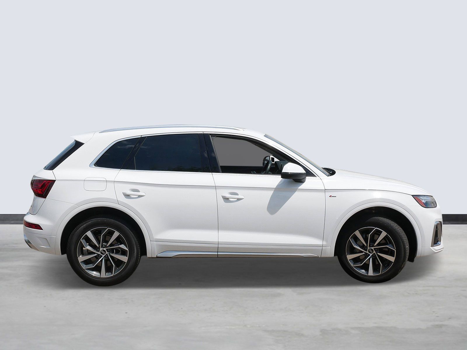Thumbnail: 2023 Audi Q5 - 5
