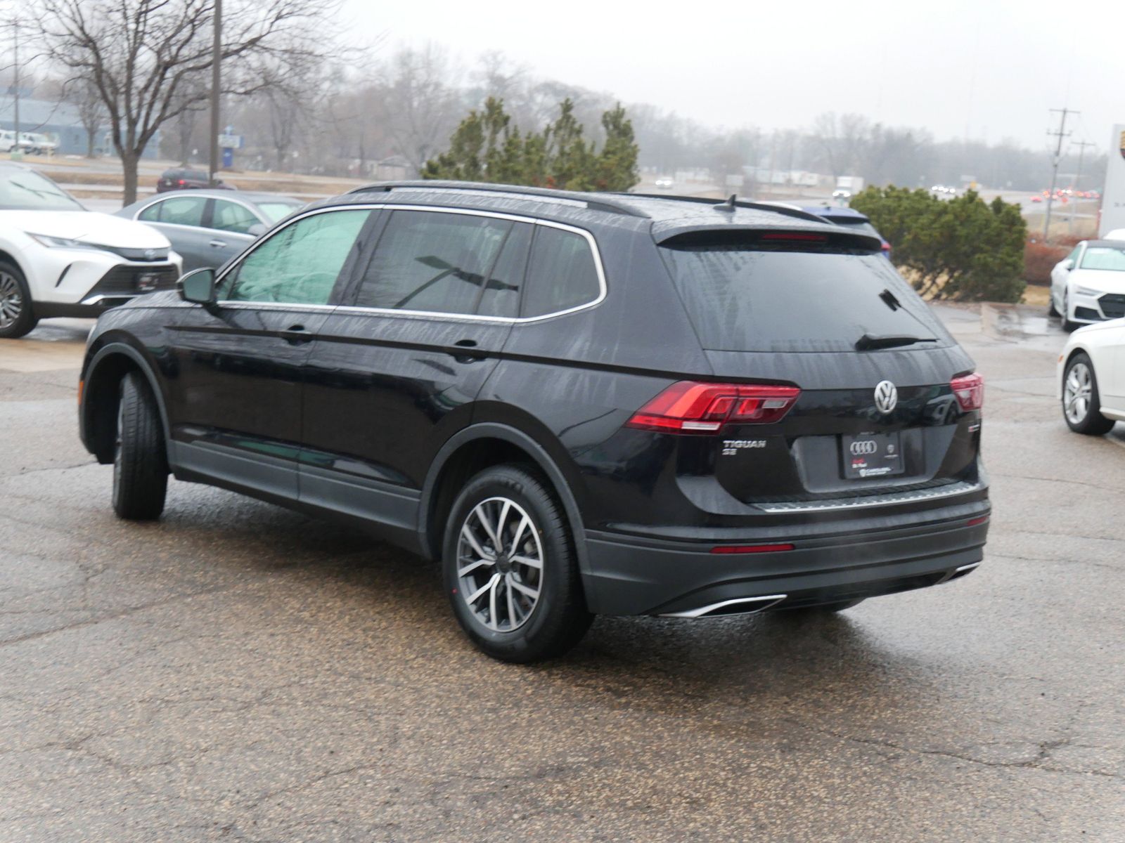Thumbnail: 2019 Volkswagen Tiguan - 3