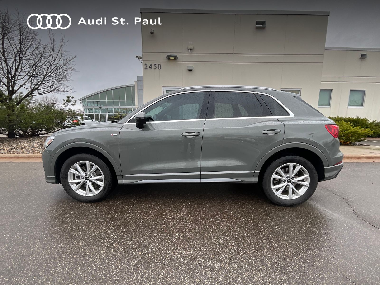 Thumbnail: 2024 Audi Q3 - 1