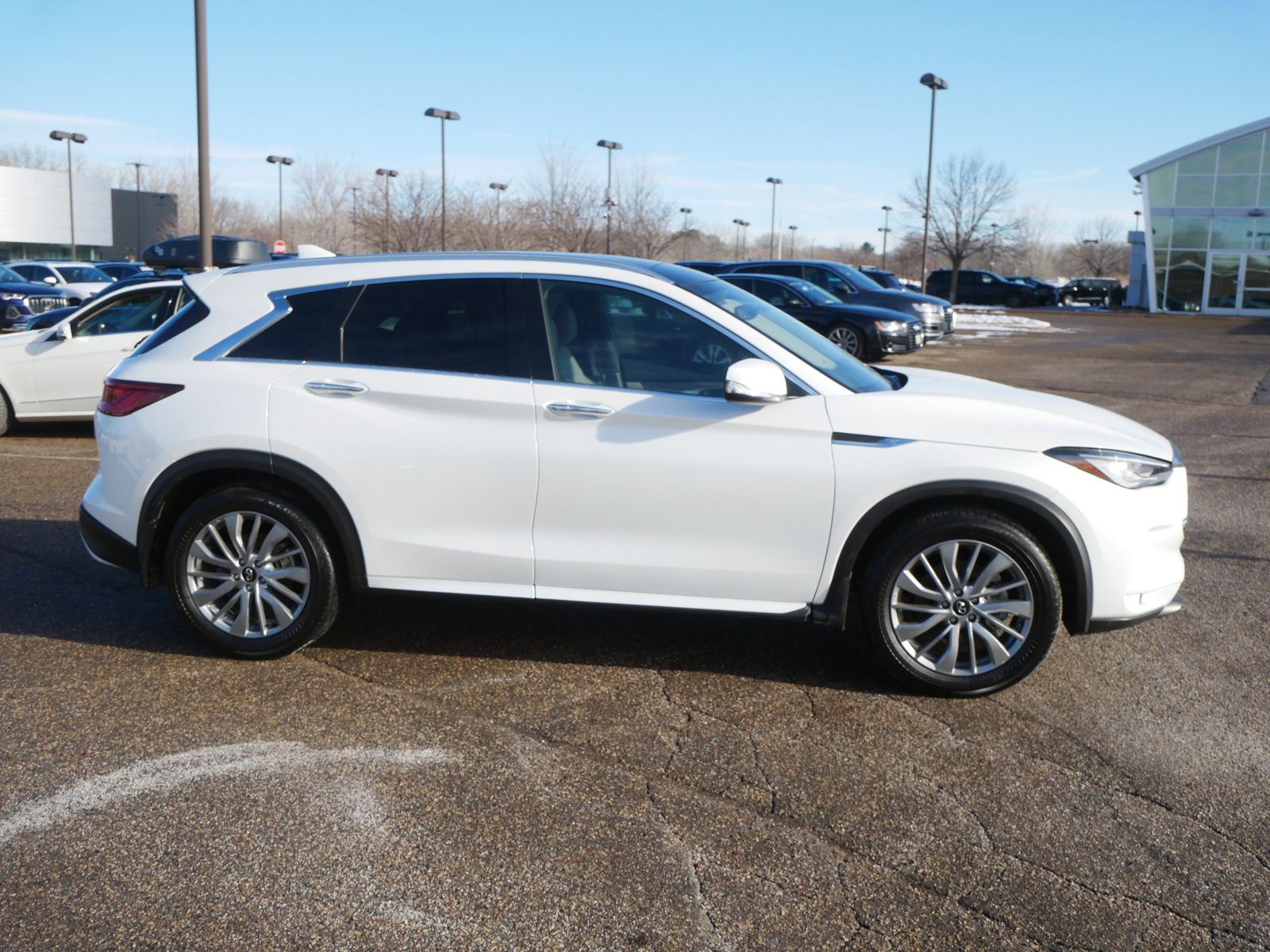 Thumbnail: 2023 INFINITI QX50 - 5