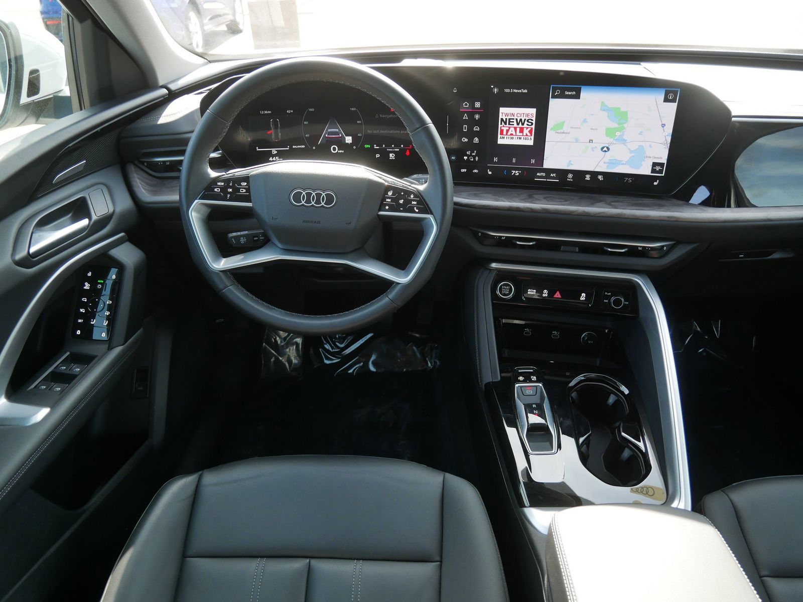 Thumbnail: 2025 Audi Q5 - 11