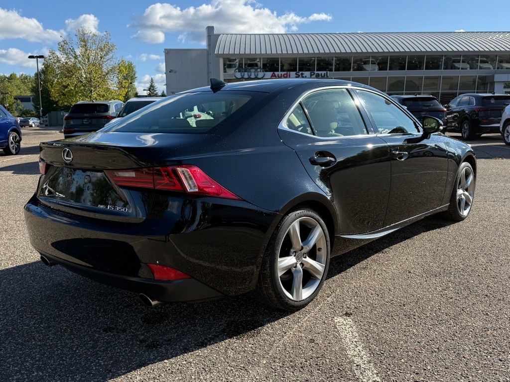 Thumbnail: 2015 Lexus IS - 4