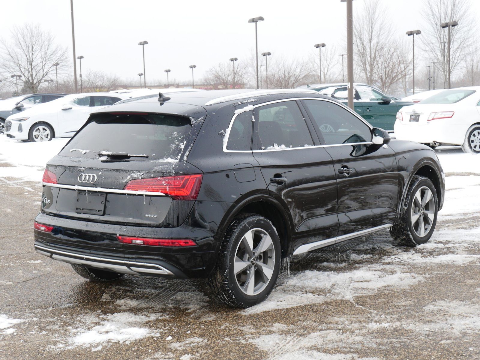 Thumbnail: 2023 Audi Q5 - 4
