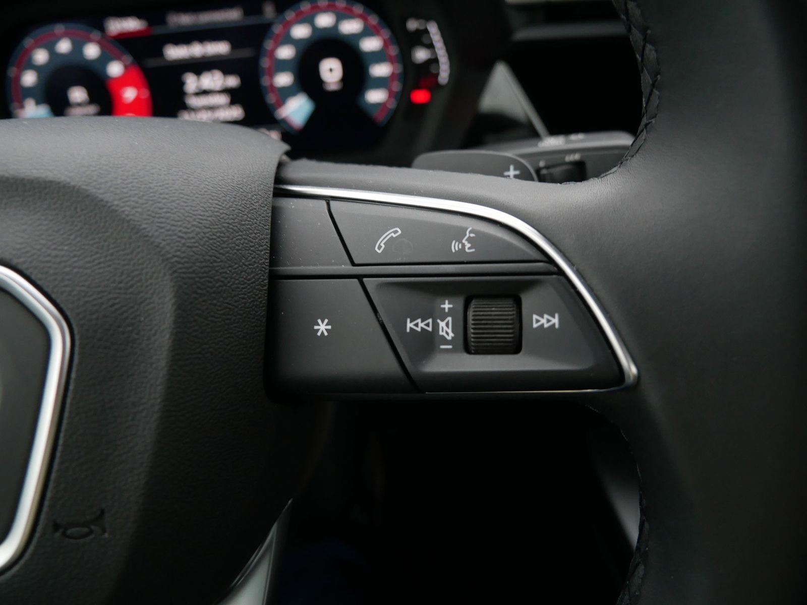 Thumbnail: 2025 Audi A3 - 28