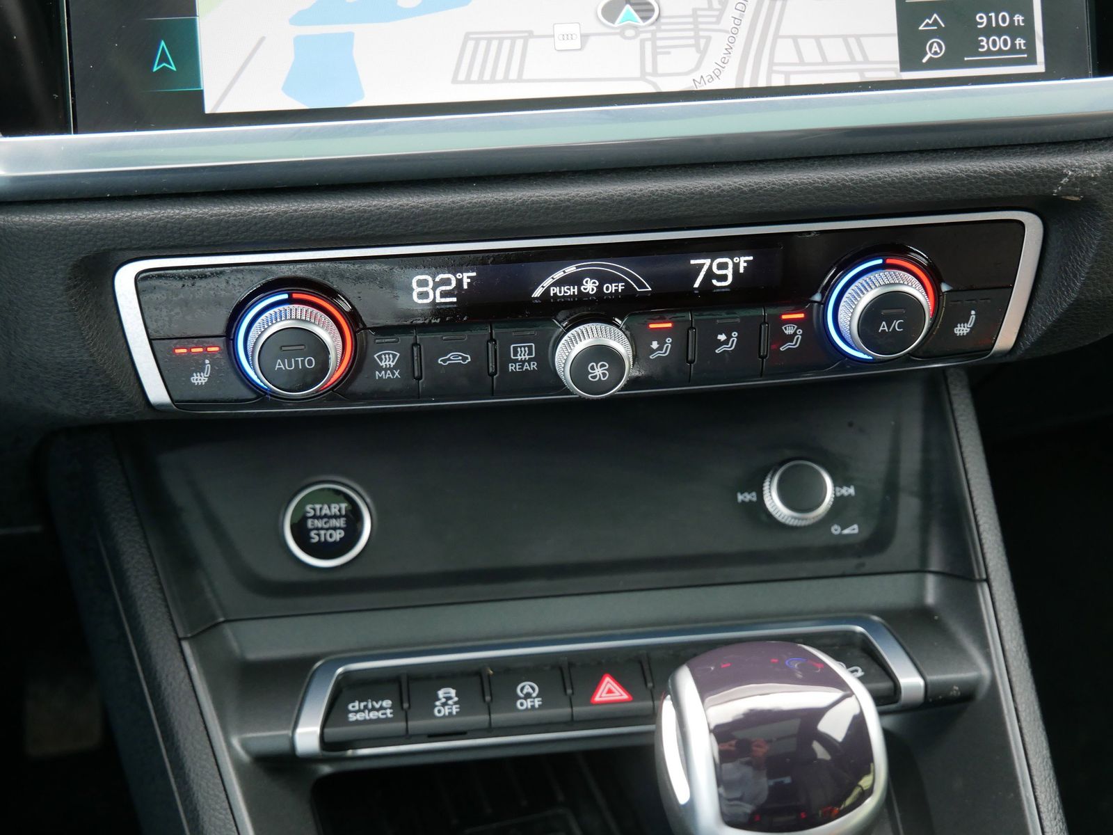 Thumbnail: 2023 Audi Q3 - 18