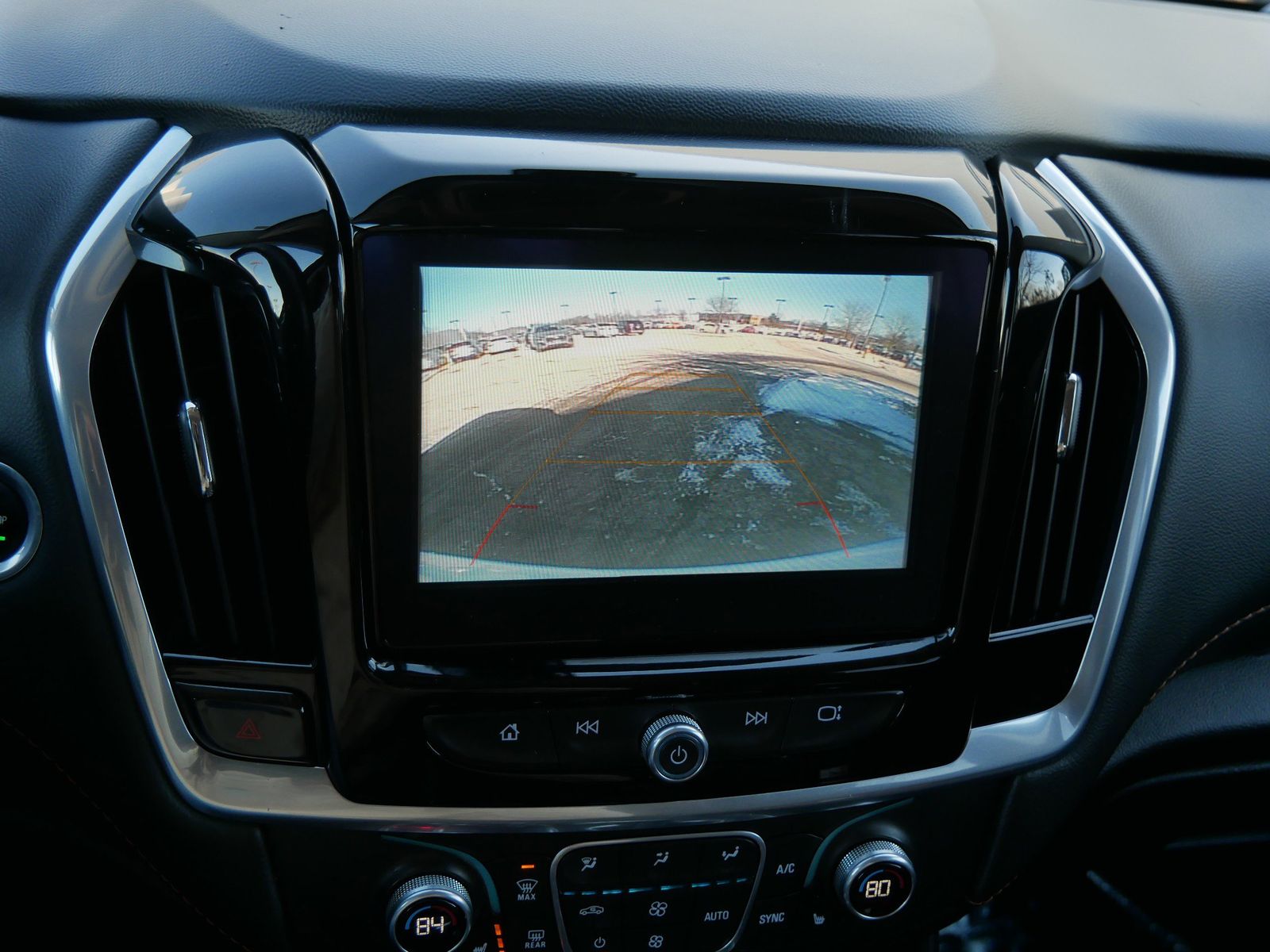 Thumbnail: 2019 Chevrolet Traverse - 20