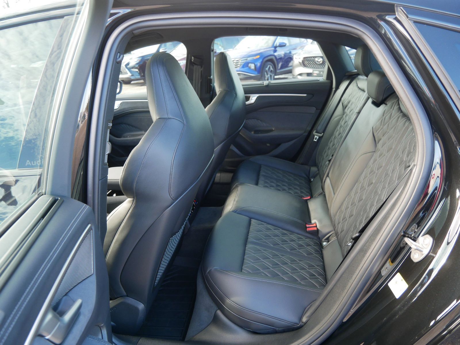 Thumbnail: 2026 Audi A6 - 11