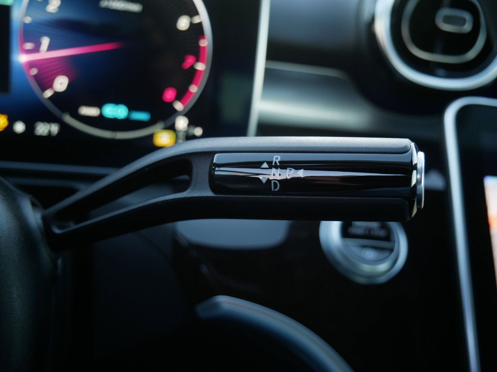 Thumbnail: 2022 Mercedes-Benz C-Class - 26