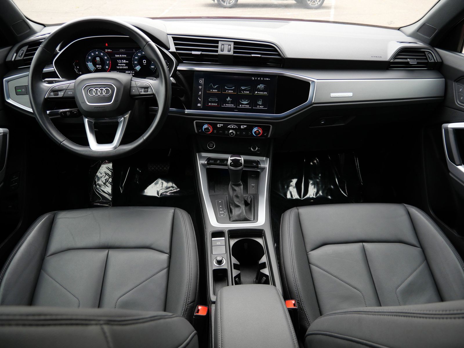 Thumbnail: 2023 Audi Q3 - 13