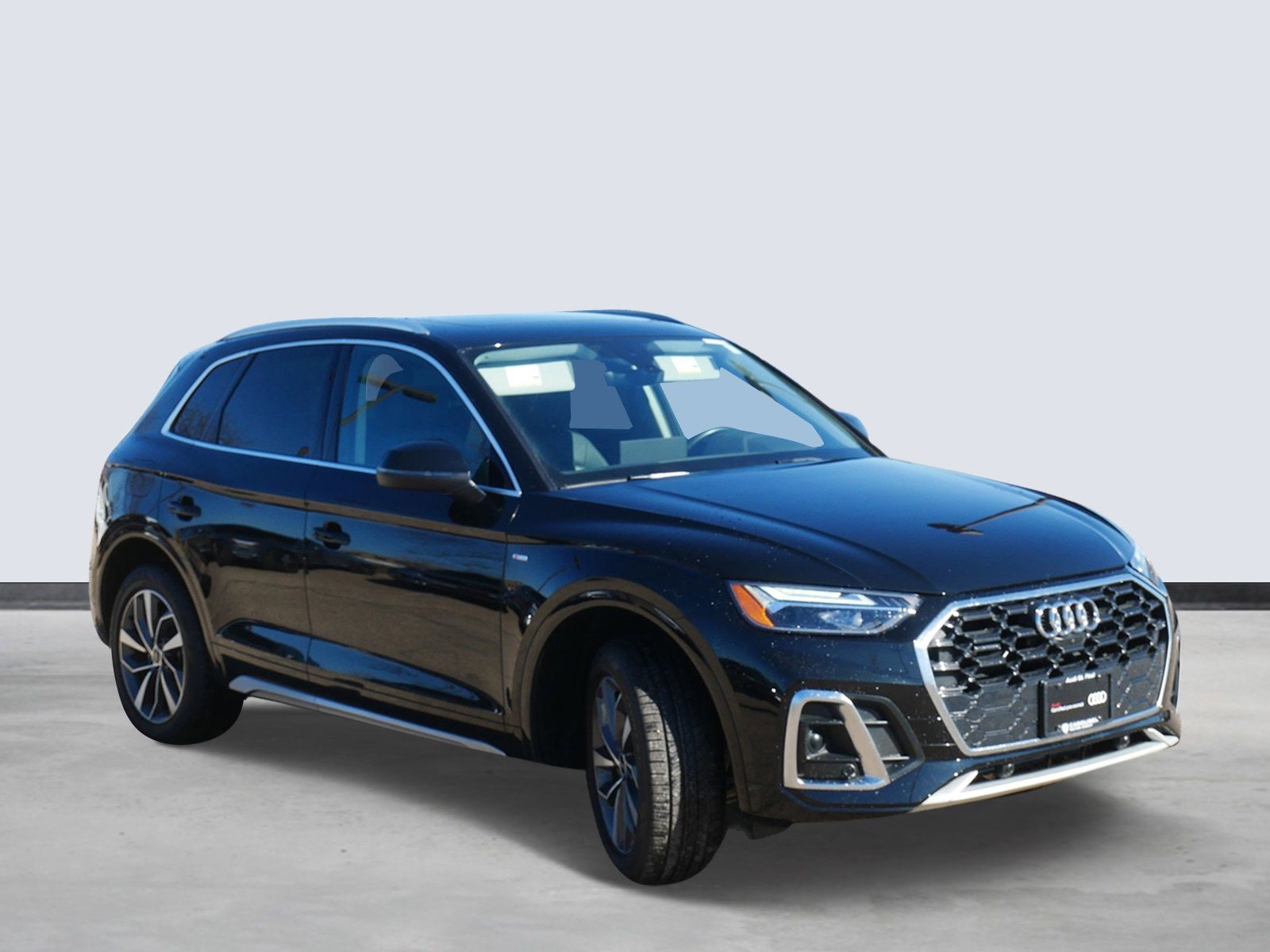 Thumbnail: 2023 Audi Q5 - 6