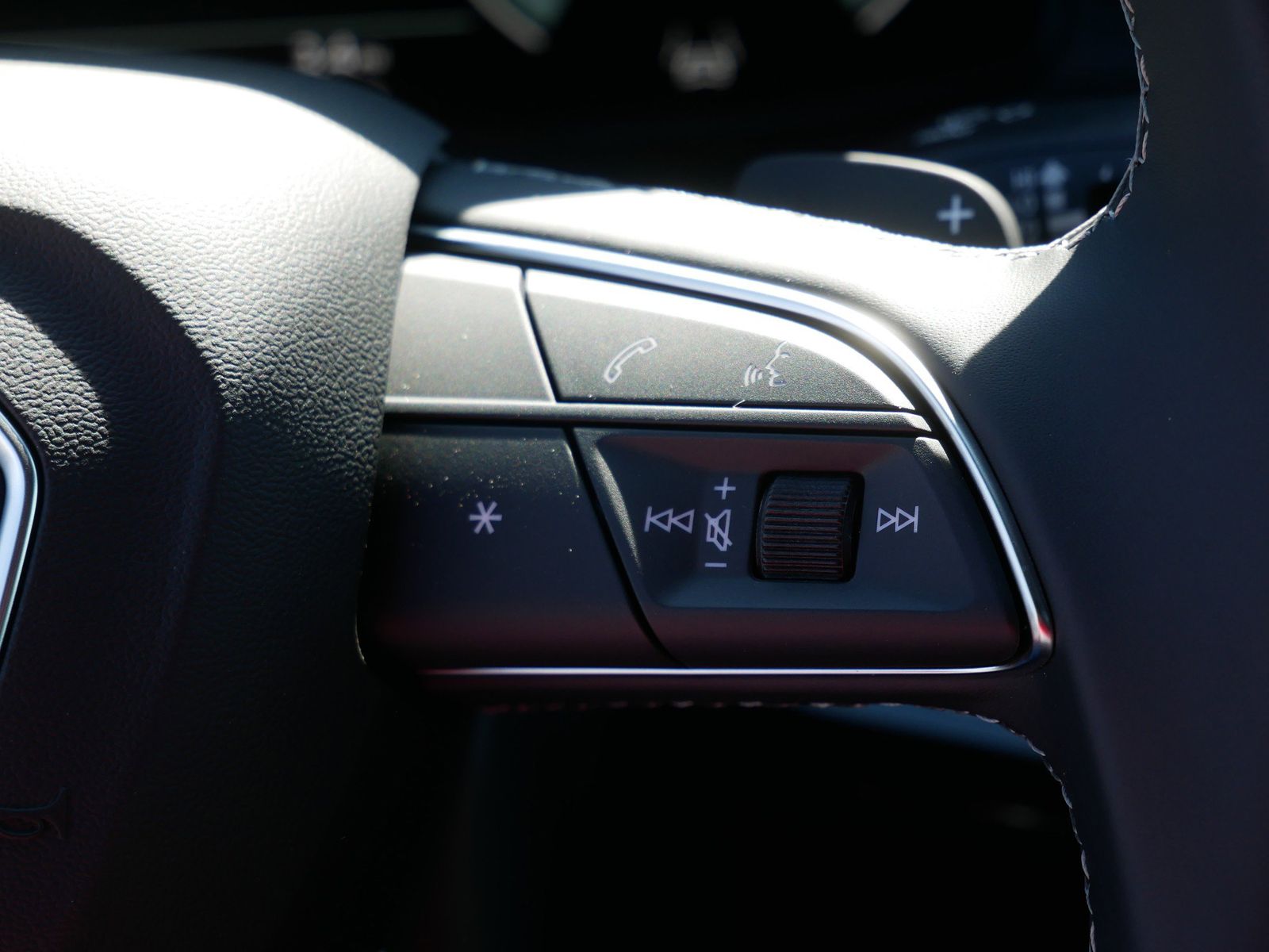 Thumbnail: 2026 Audi Q7 - 25