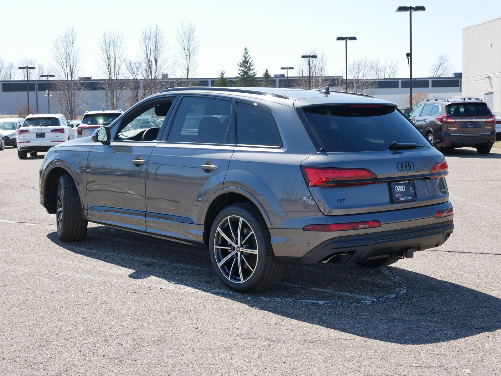 Thumbnail: 2026 Audi Q7 - 4