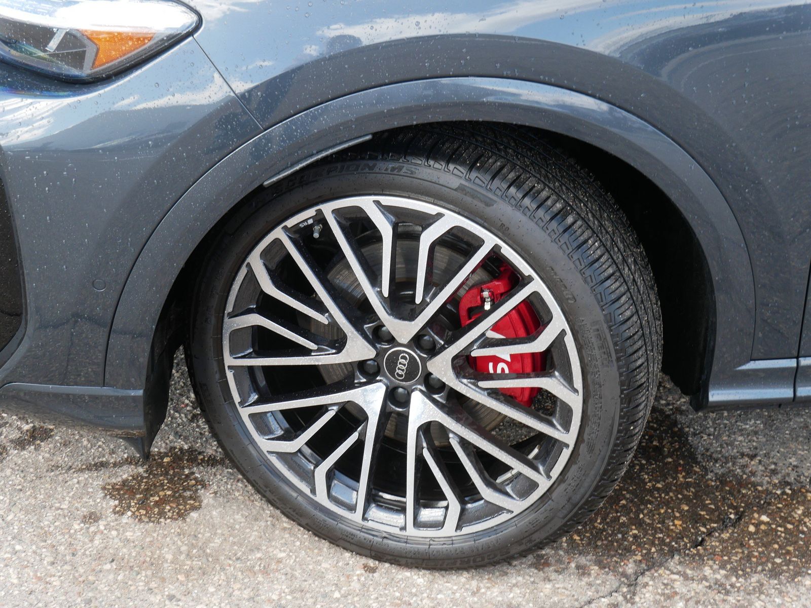 Thumbnail: 2025 Audi SQ5 - 7