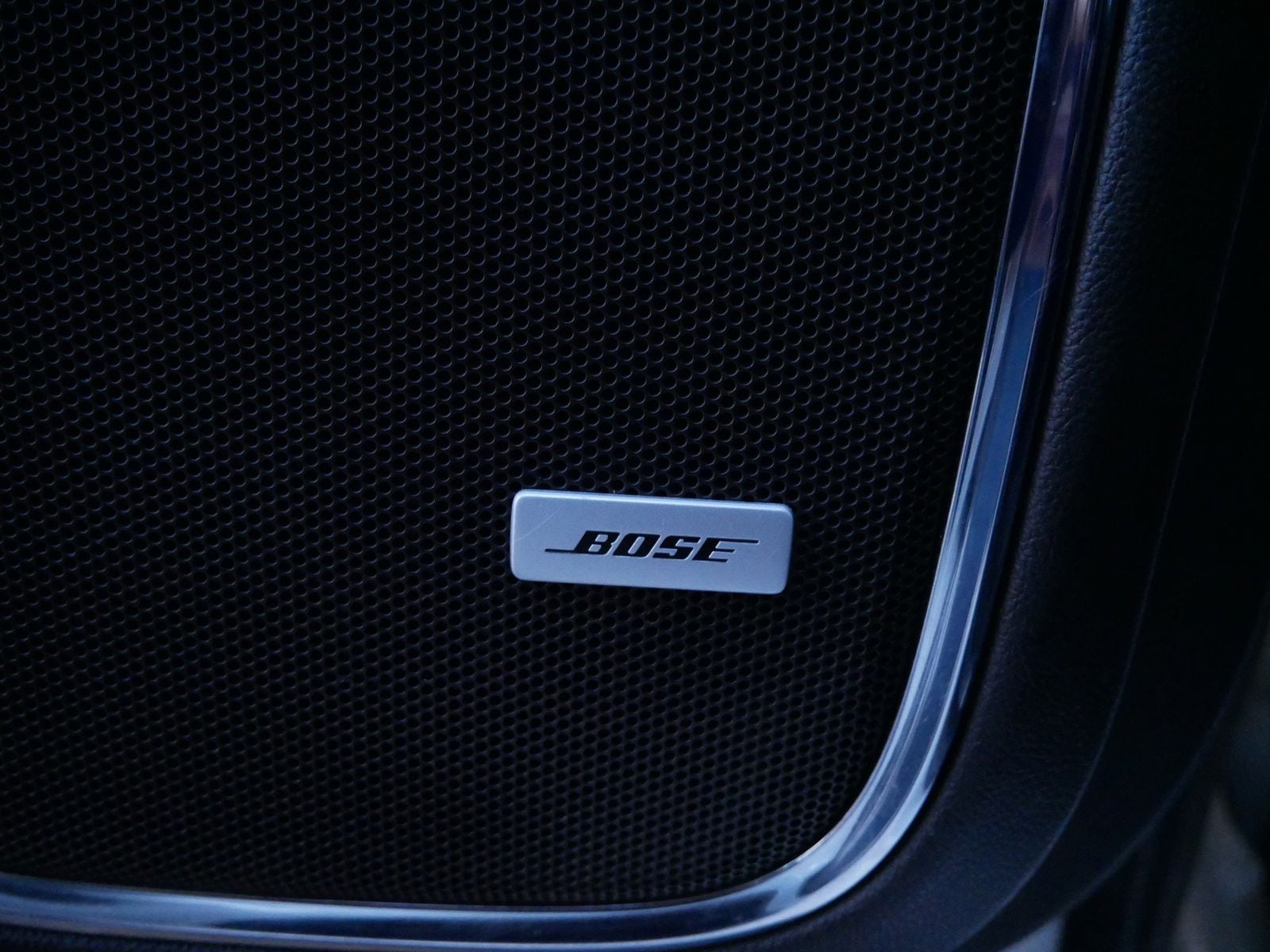 Thumbnail: 2019 Chevrolet Suburban - 20