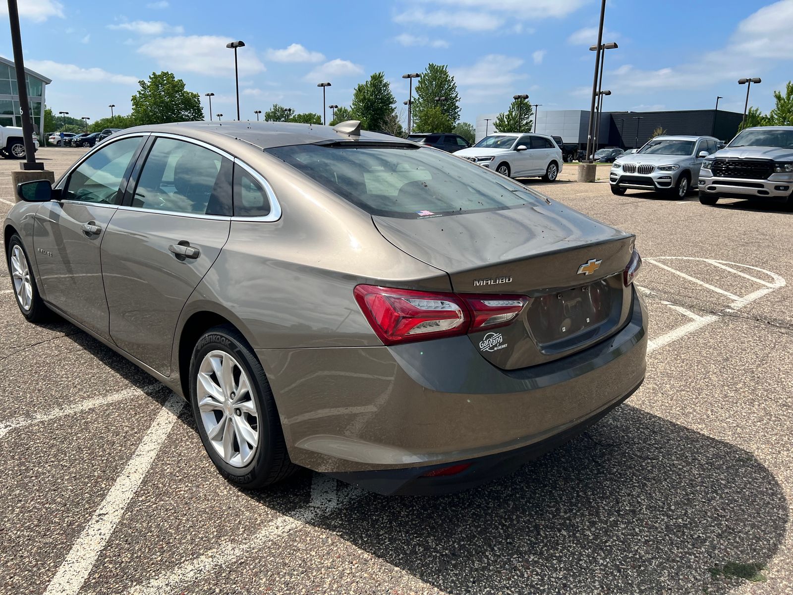 Thumbnail: 2020 Chevrolet Malibu - 4