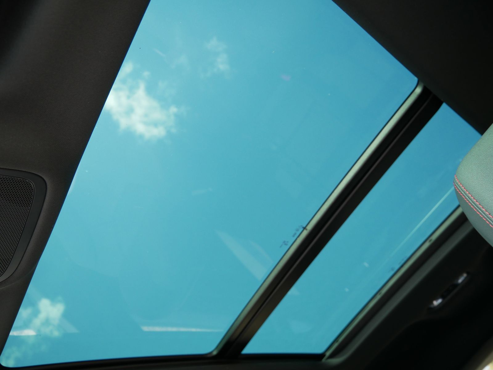 Thumbnail: 2025 Audi Q3 - 15