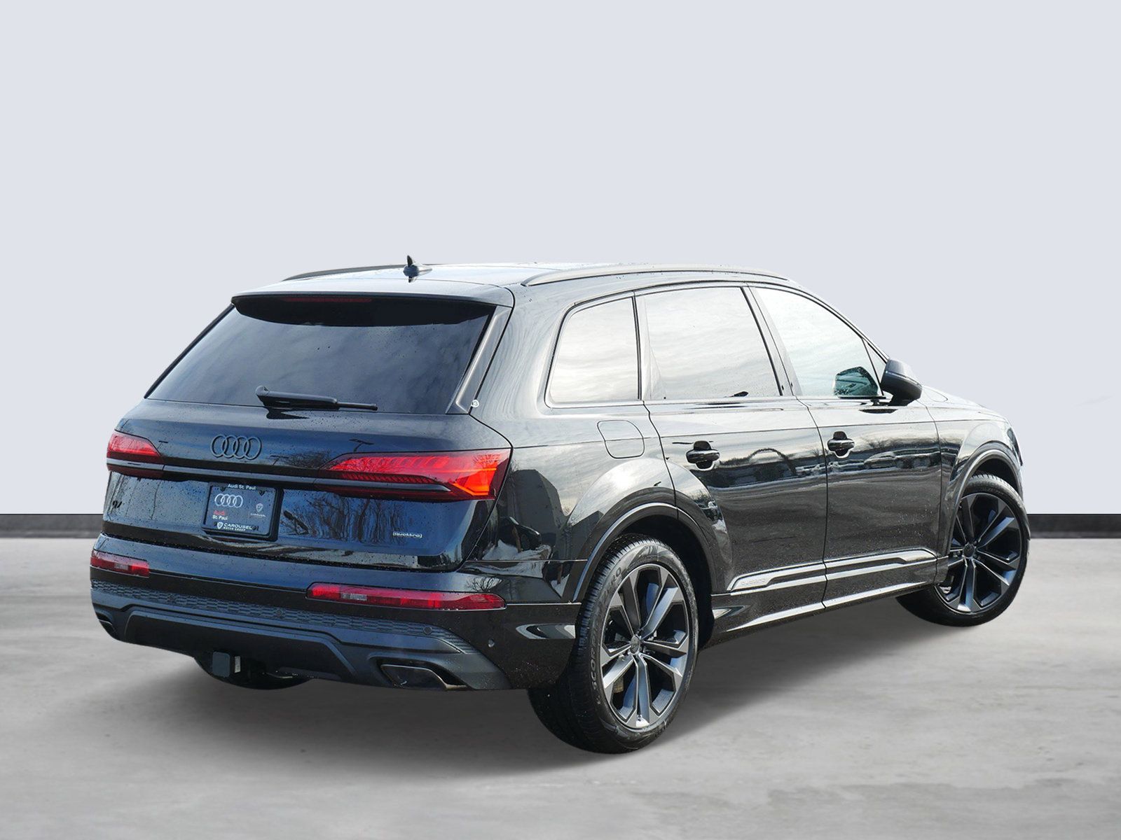 Thumbnail: 2026 Audi Q7 - 4