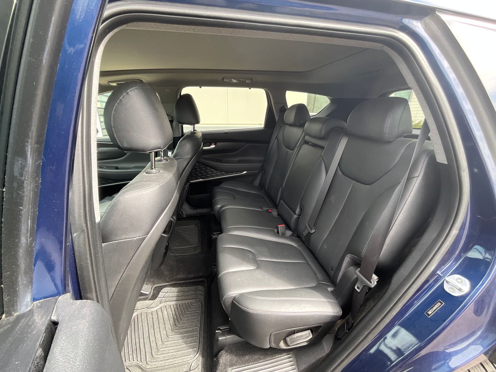 Thumbnail: 2019 Hyundai Santa Fe - 4