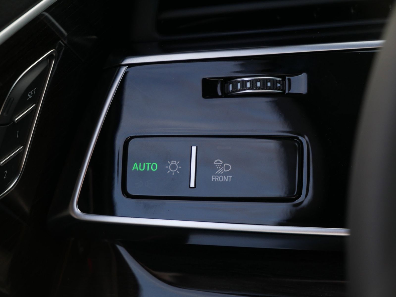 Thumbnail: 2026 Audi Q7 - 28