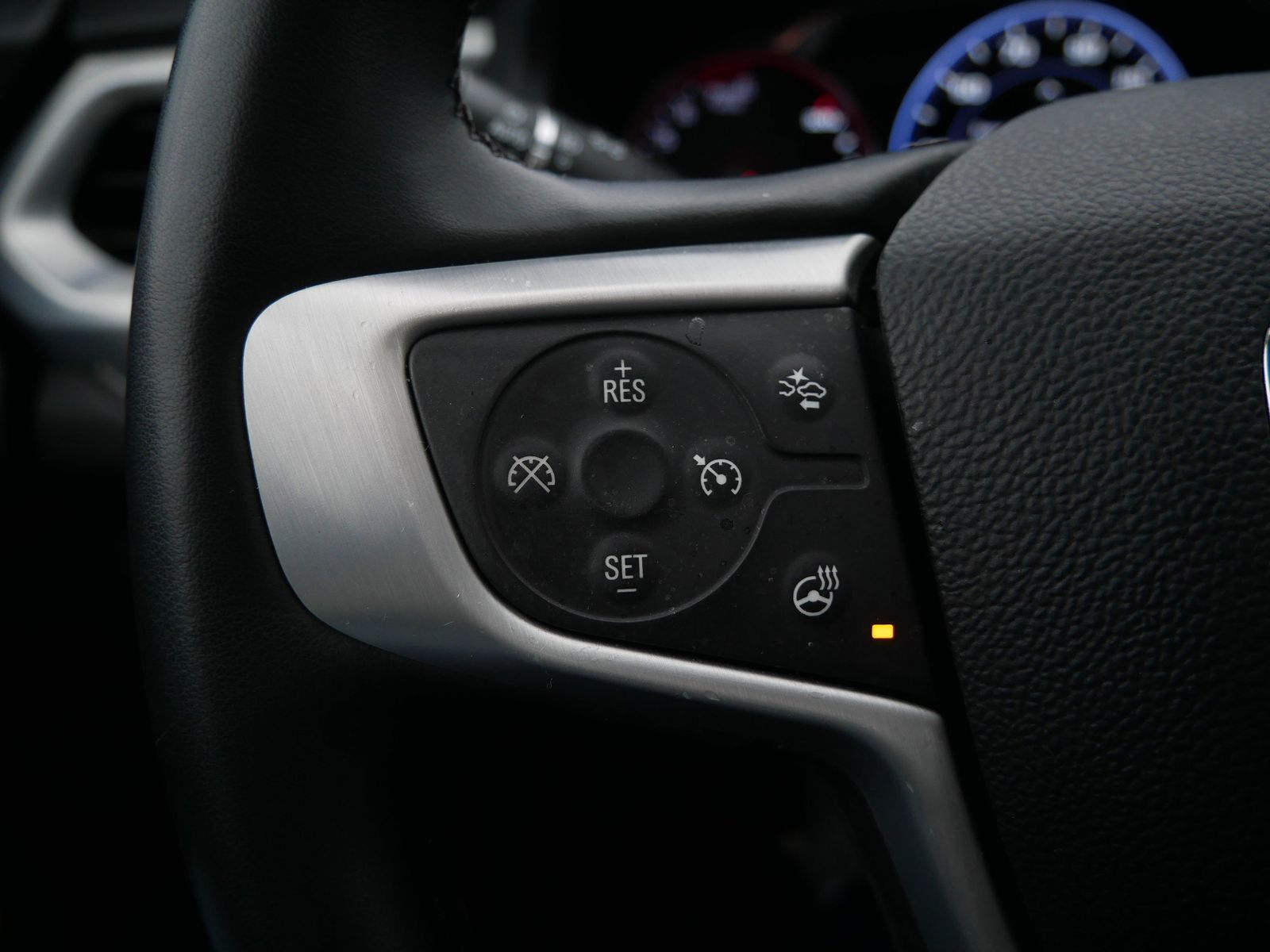 Thumbnail: 2023 GMC Acadia - 19