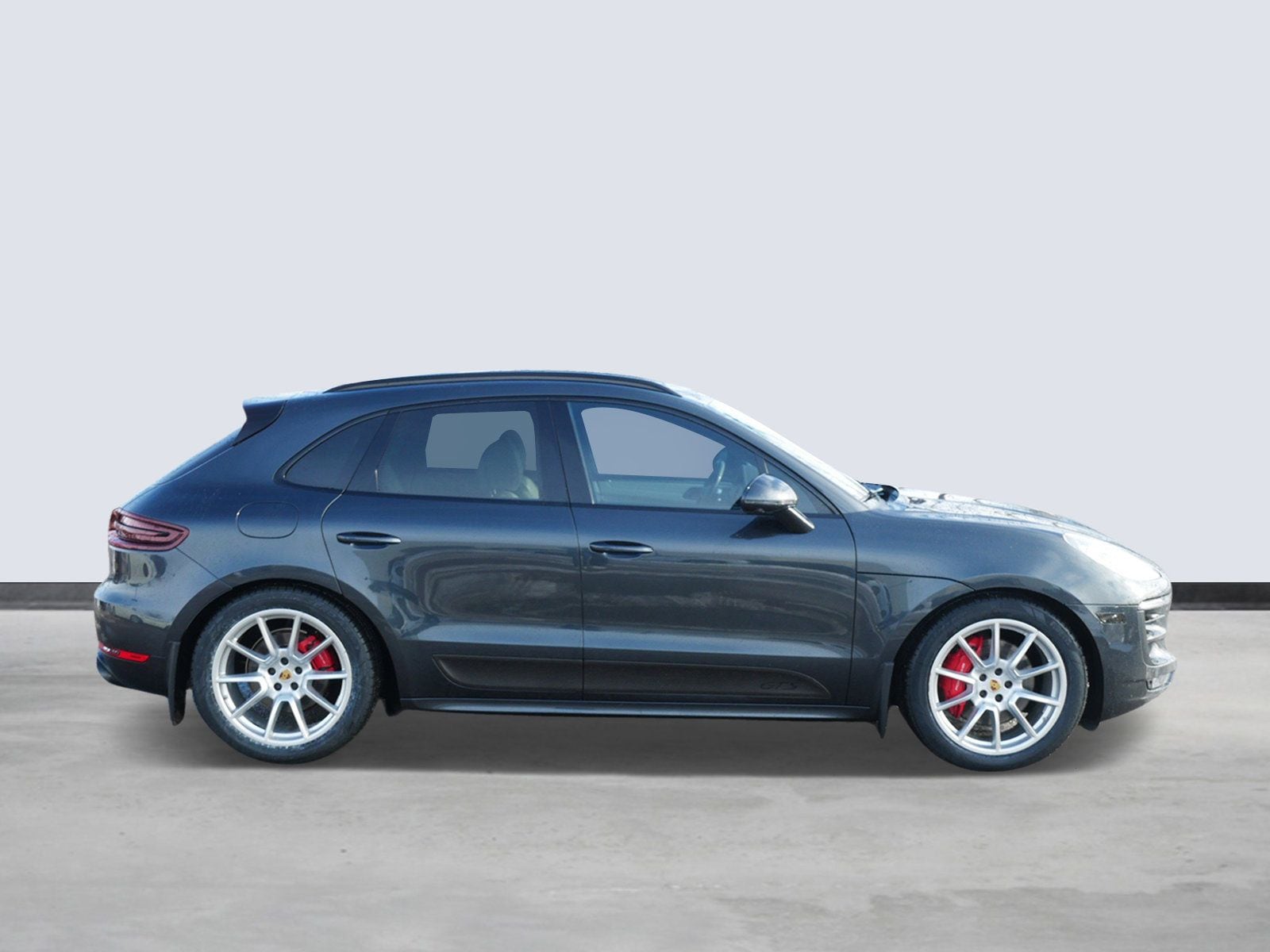 Thumbnail: 2017 Porsche Macan - 5