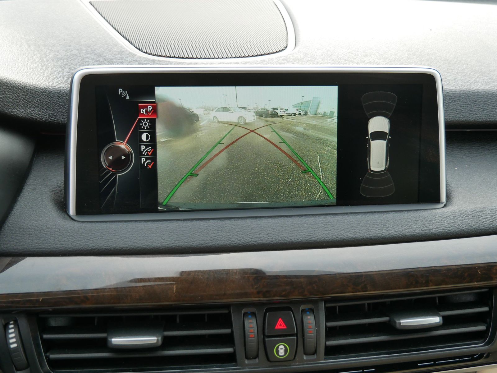 Thumbnail: 2015 BMW X5 - 22