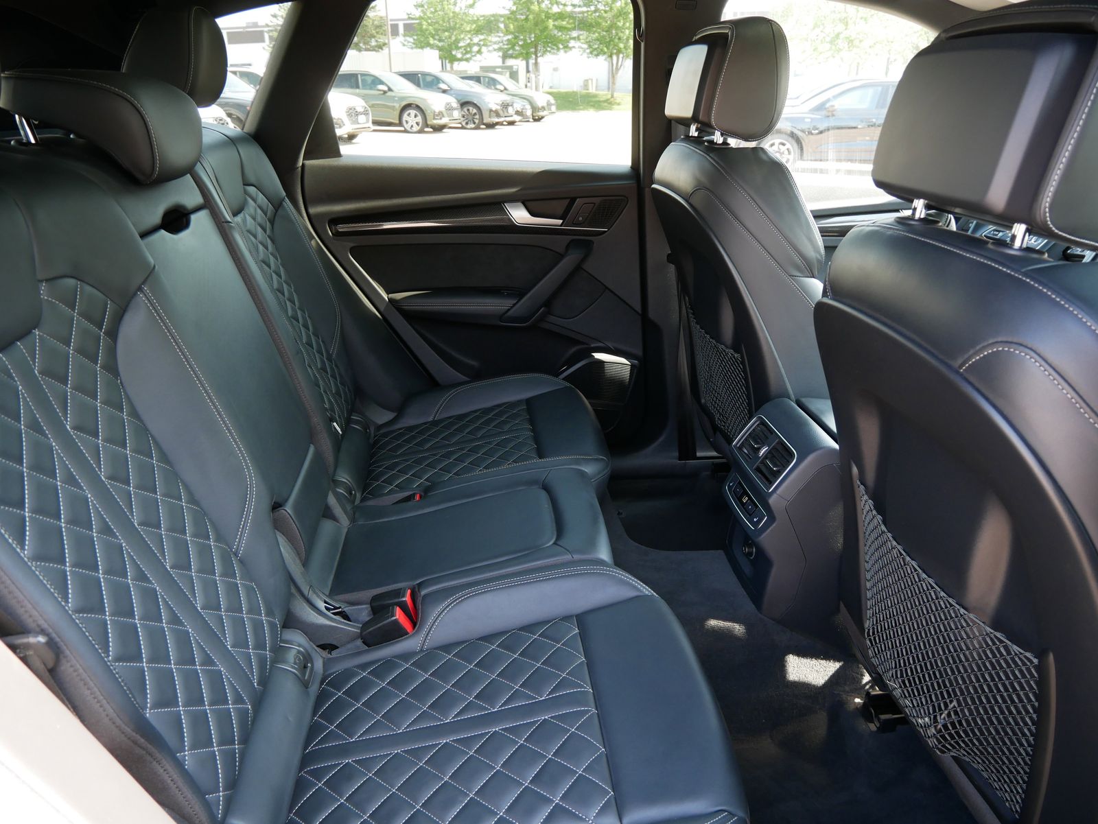 Thumbnail: 2018 Audi SQ5 - 11