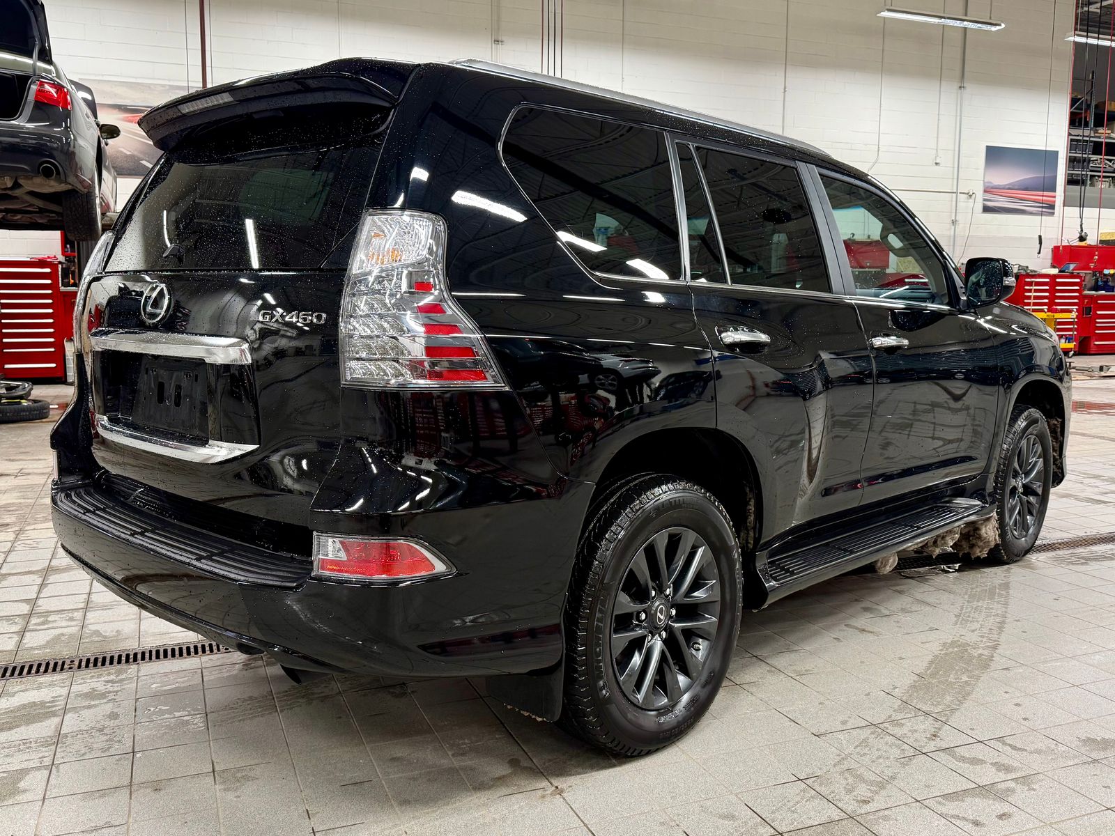 Thumbnail: 2022 Lexus GX - 3