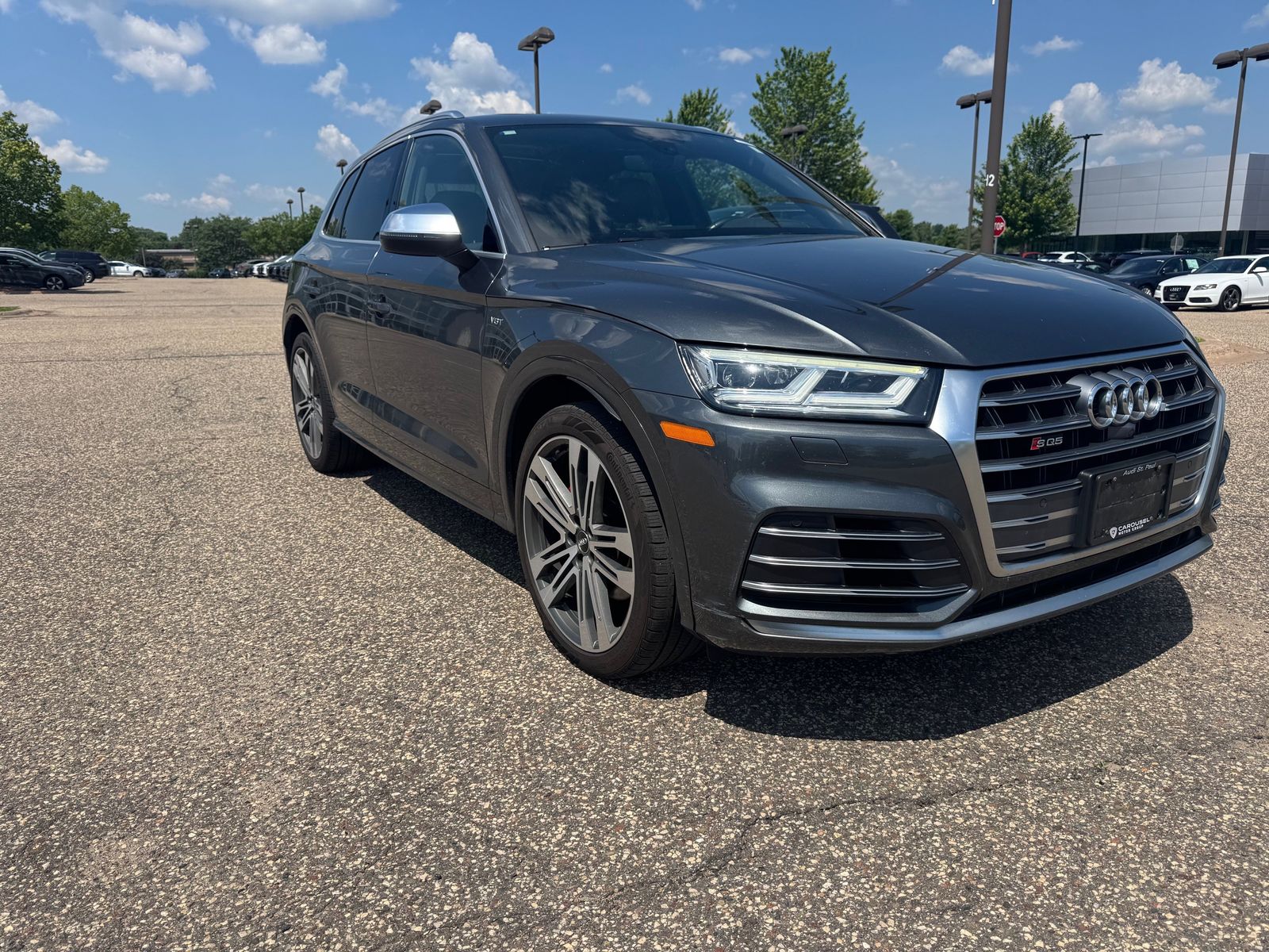 Thumbnail: 2018 Audi SQ5 - 2