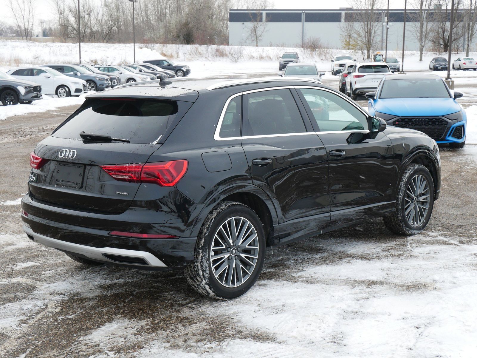 Thumbnail: 2022 Audi Q3 - 4