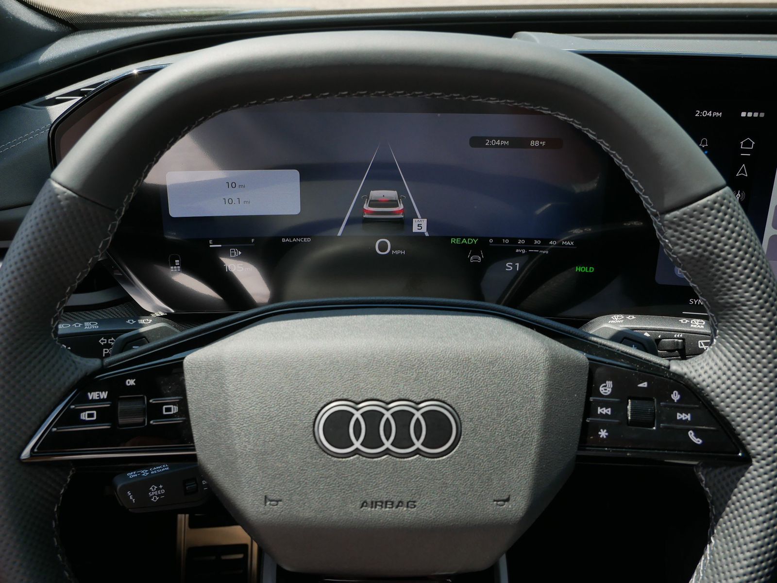 Thumbnail: 2026 Audi SQ5 - 24