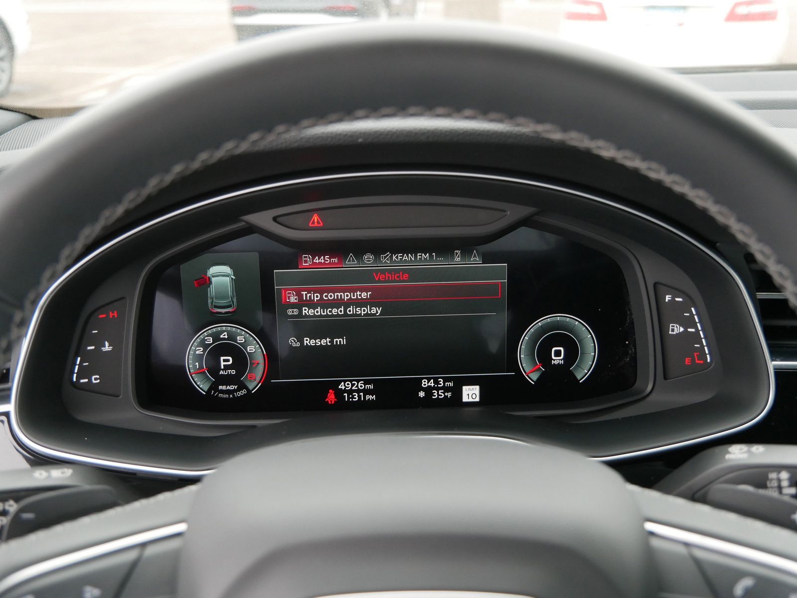 Thumbnail: 2025 Audi Q8 - 20