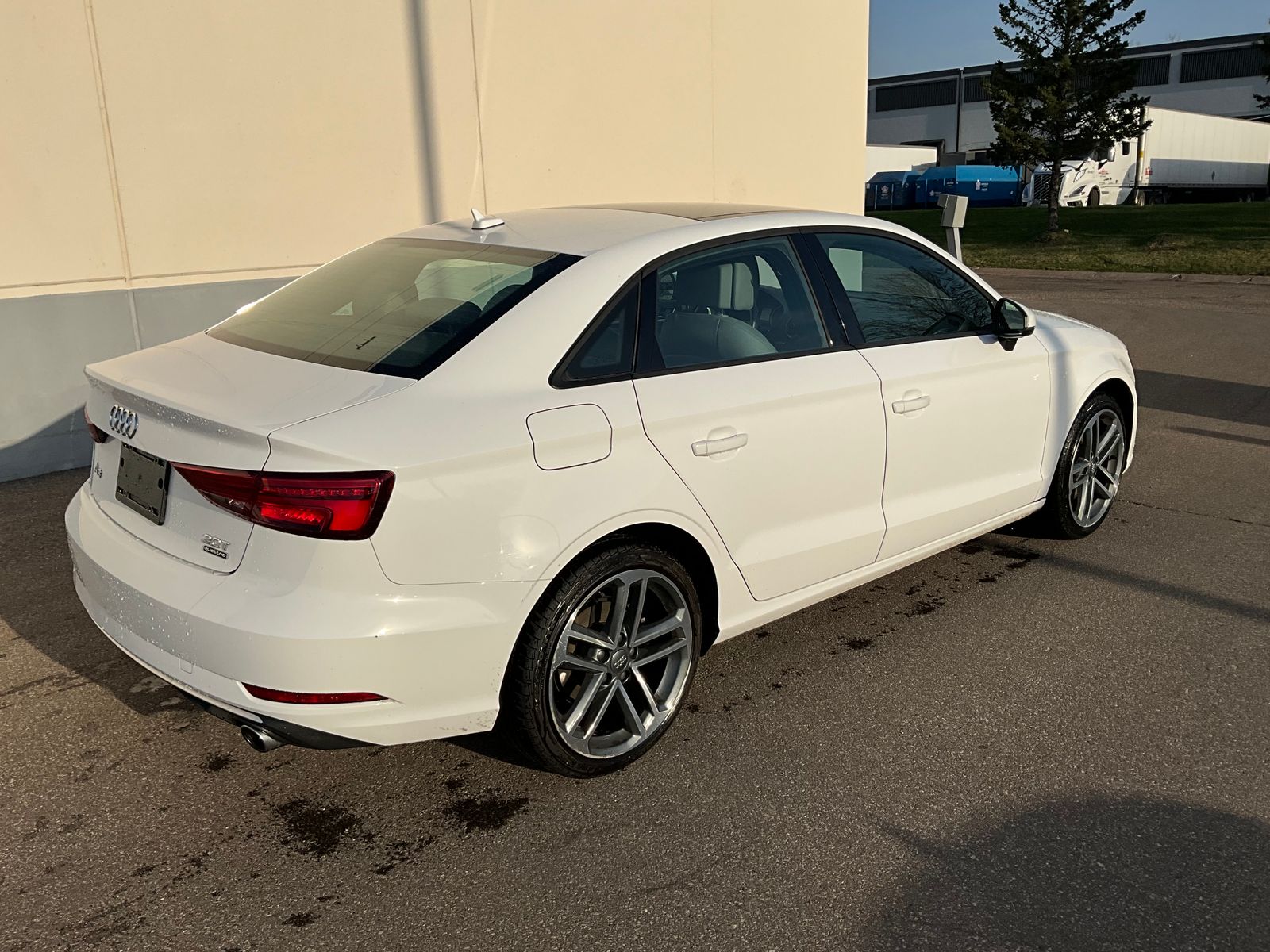 Thumbnail: 2018 Audi A3 - 3