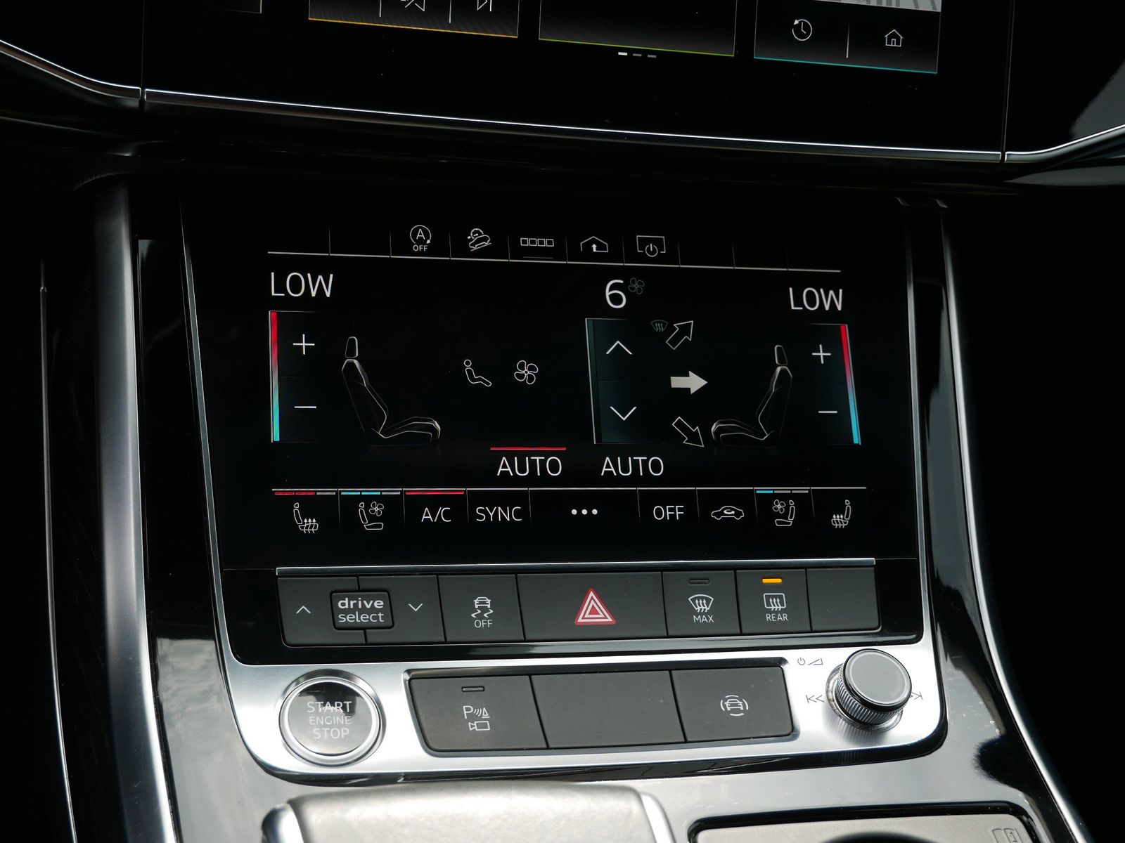 Thumbnail: 2021 Audi Q8 - 15