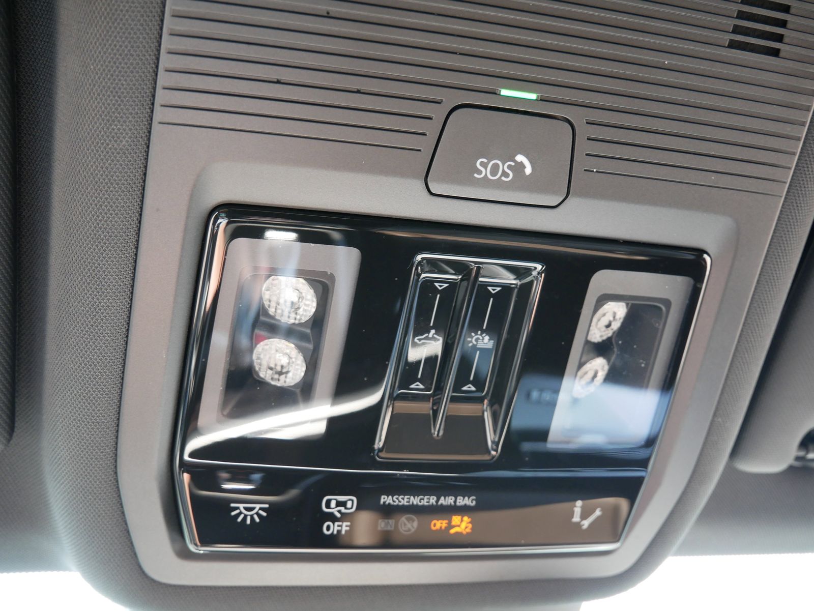 Thumbnail: 2024 Audi Q4 e-tron - 21