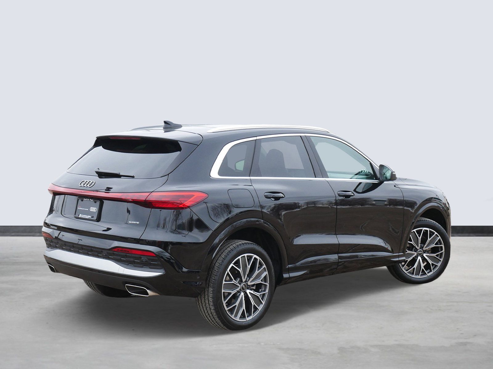 Thumbnail: 2025 Audi Q5 - 4