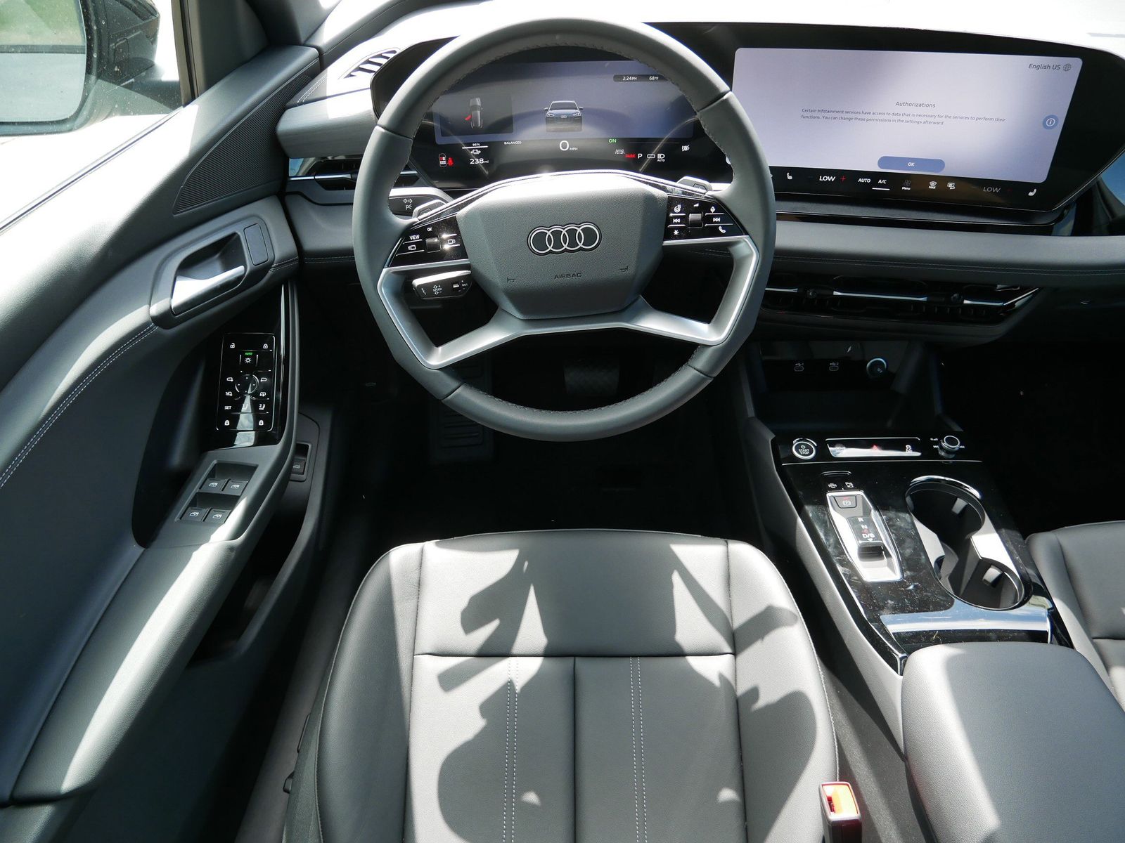 Thumbnail: 2025 Audi SQ5 - 8