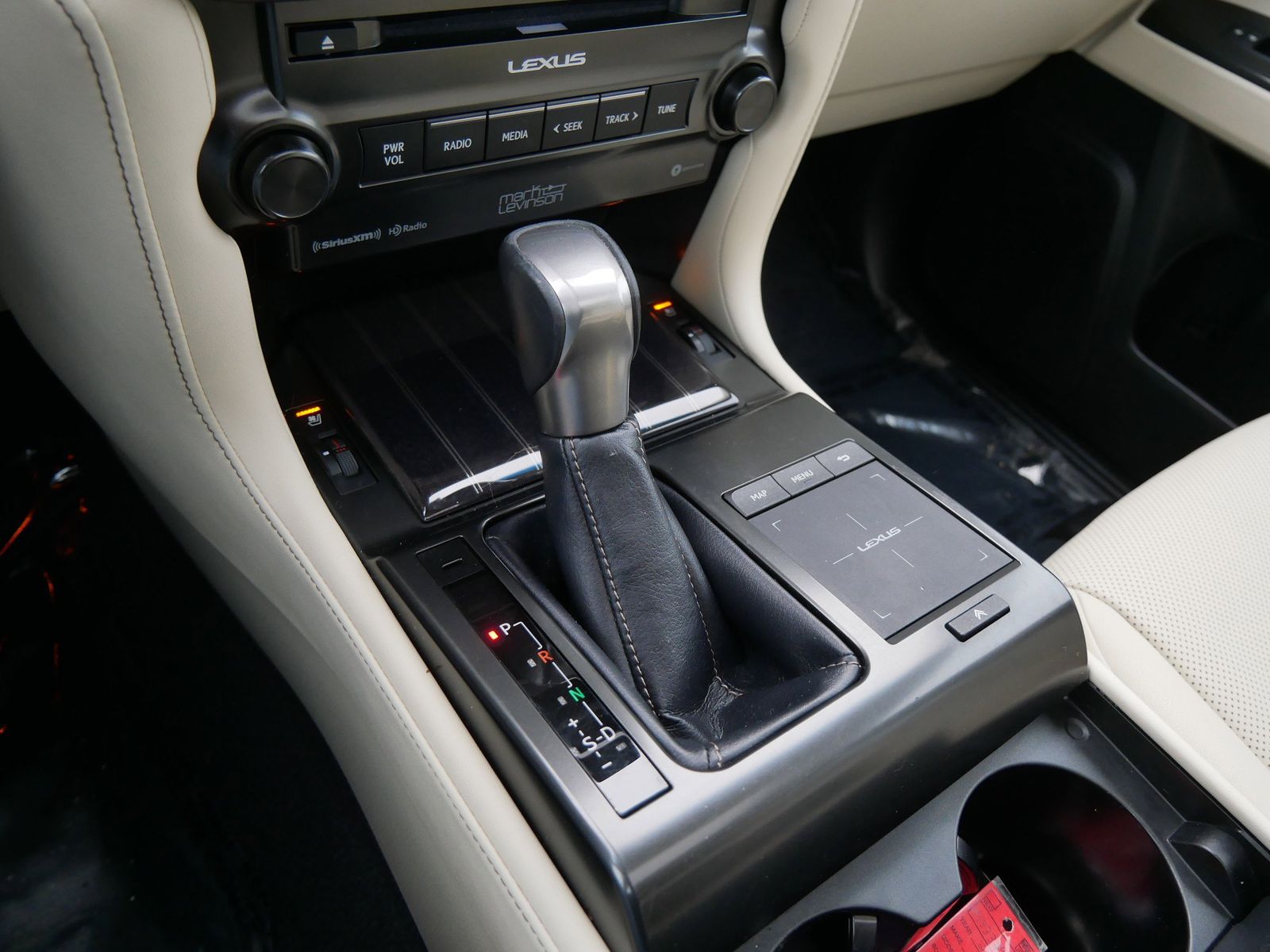 Thumbnail: 2022 Lexus GX - 22