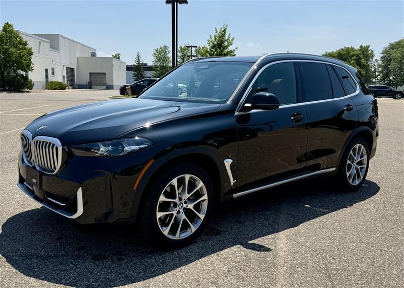 Thumbnail: 2024 BMW X5 - 1