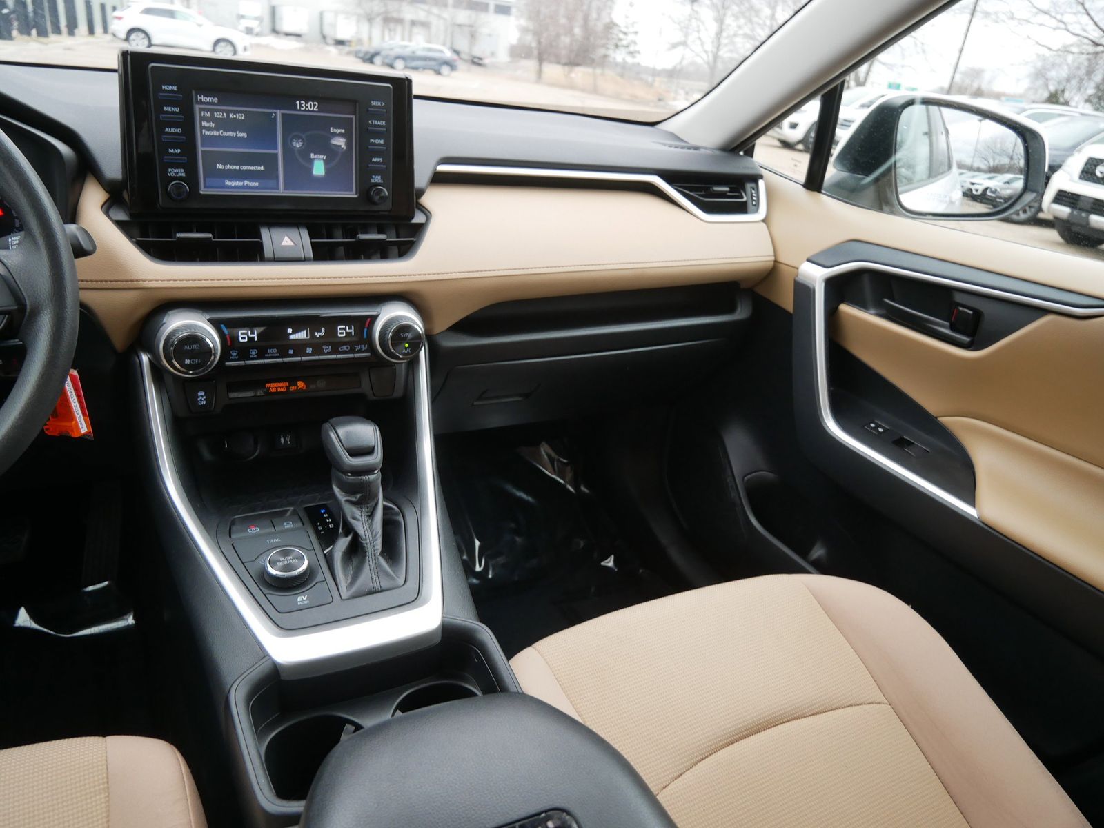 Thumbnail: 2019 Toyota RAV4 - 14