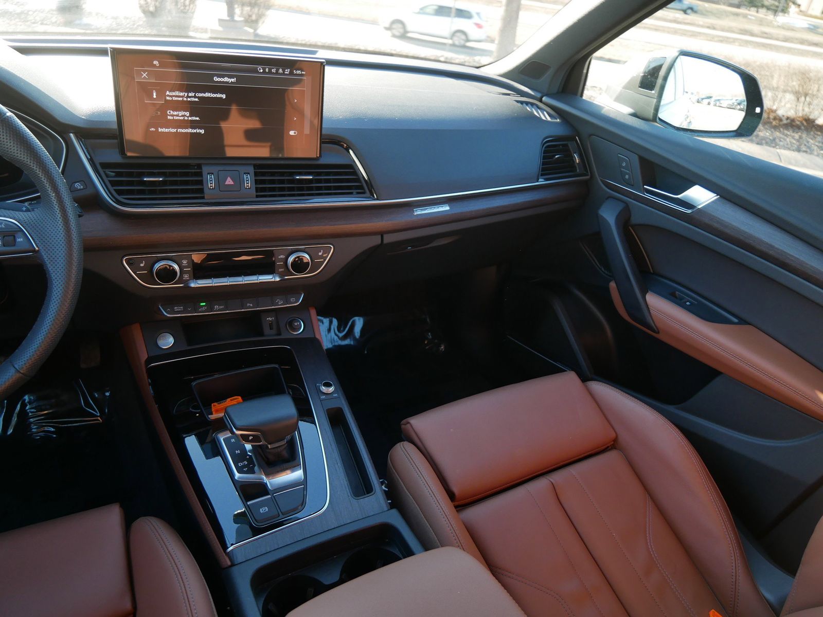 Thumbnail: 2025 Audi Q5 - 13