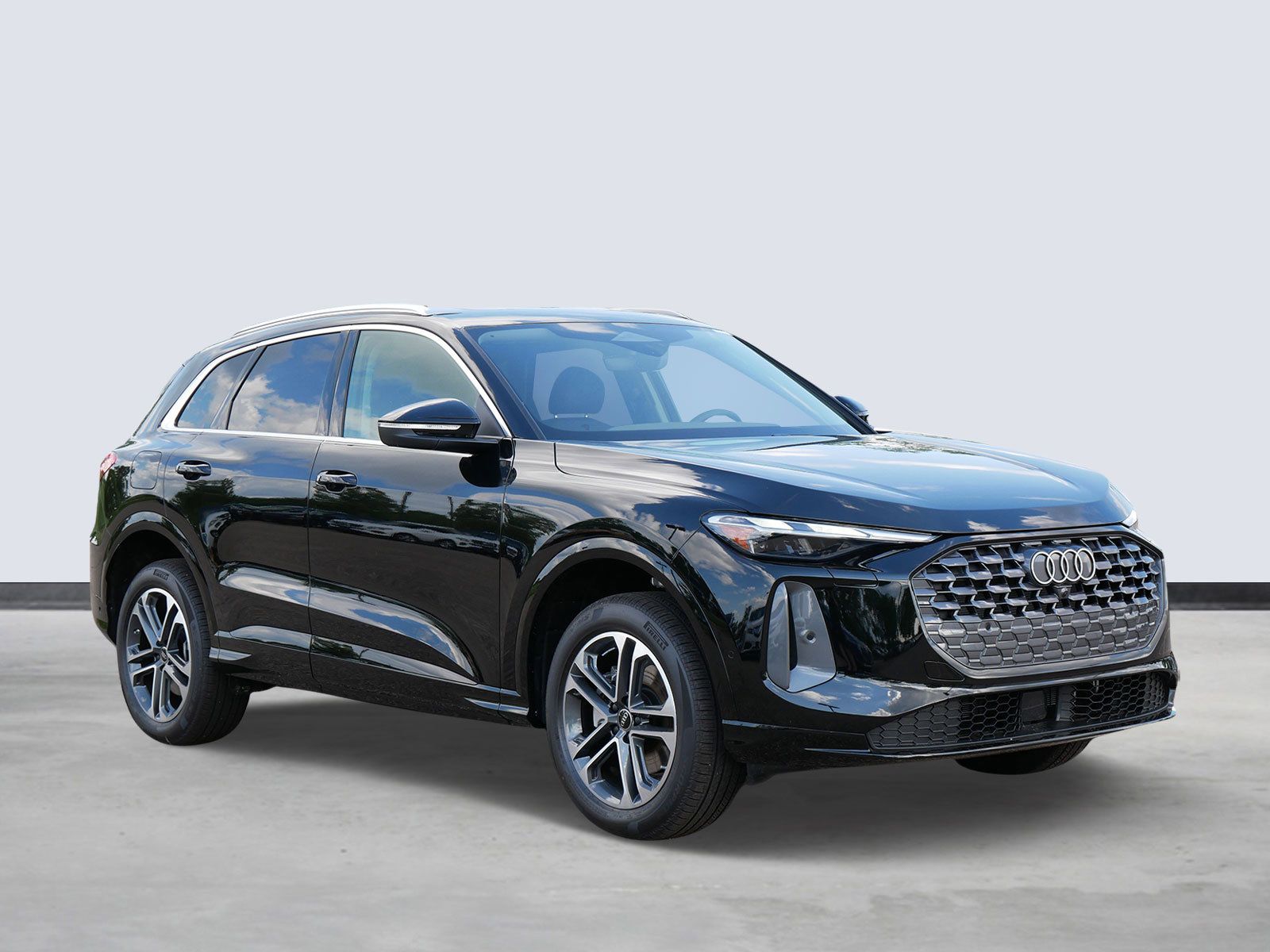 Thumbnail: 2025 Audi Q5 - 6