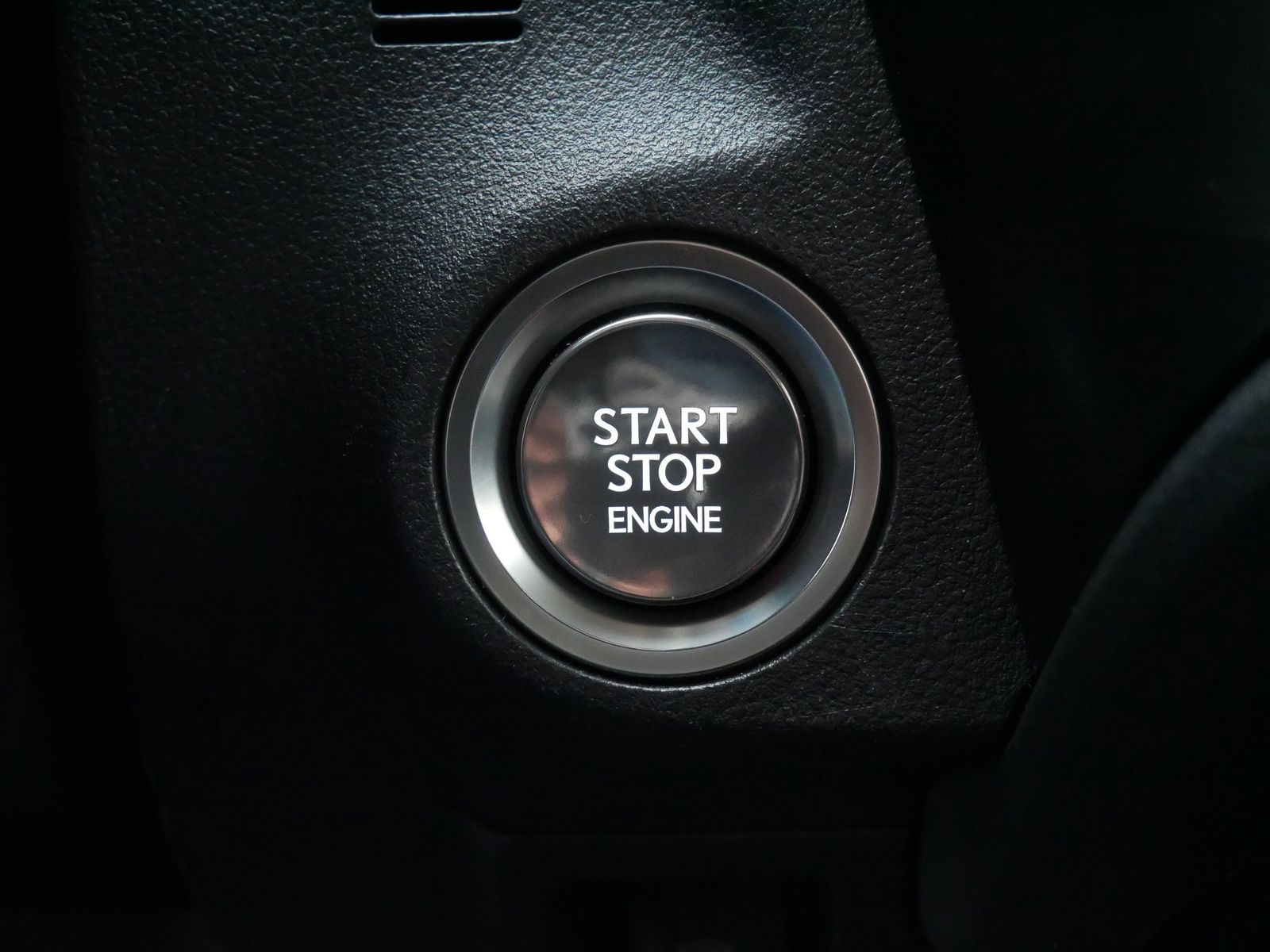 Thumbnail: 2021 Lexus ES - 23