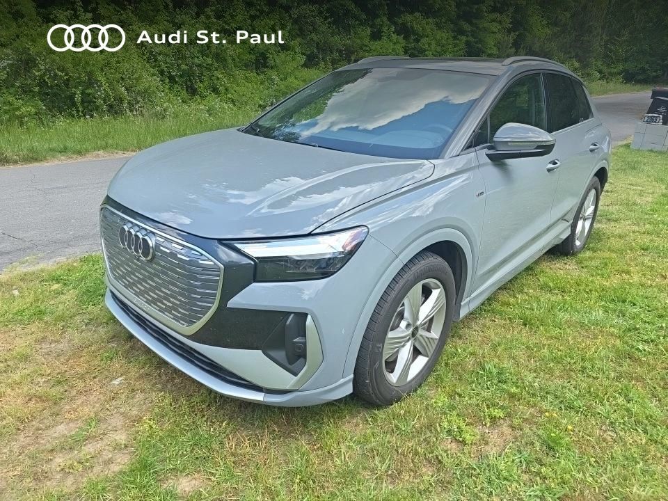 2025 Audi Q4 e-tron 55 Premium Plus quattro's photo